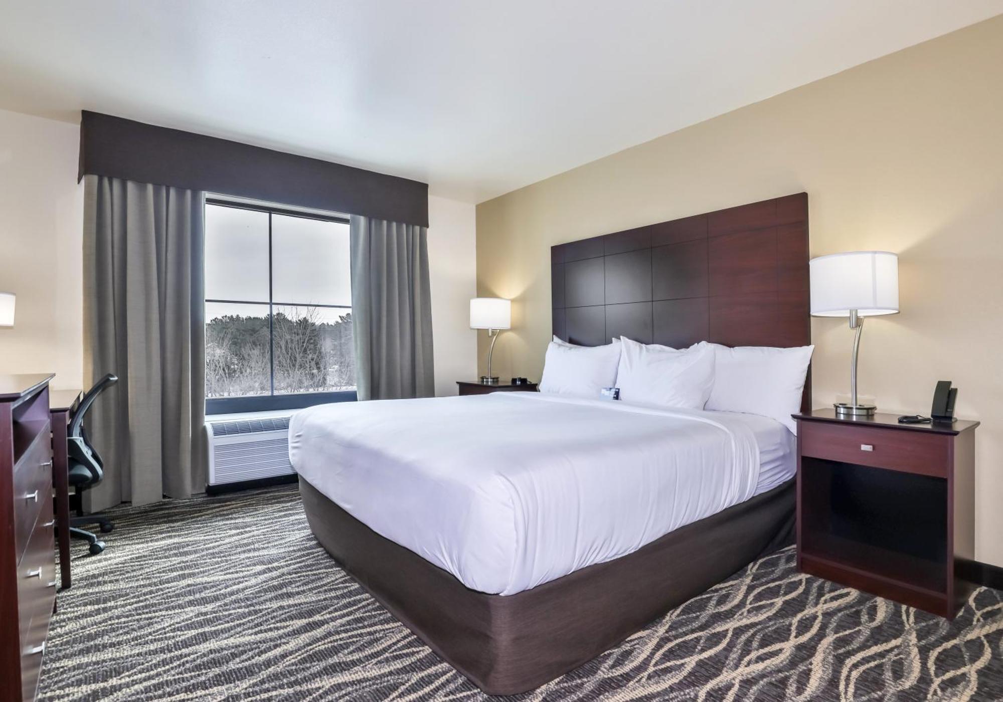 Cobblestone Hotel & Suites - Rhinelander Екстериор снимка